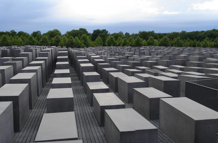 Memorial_to_the_murdered_Jews_of_Europe-750x495.jpg